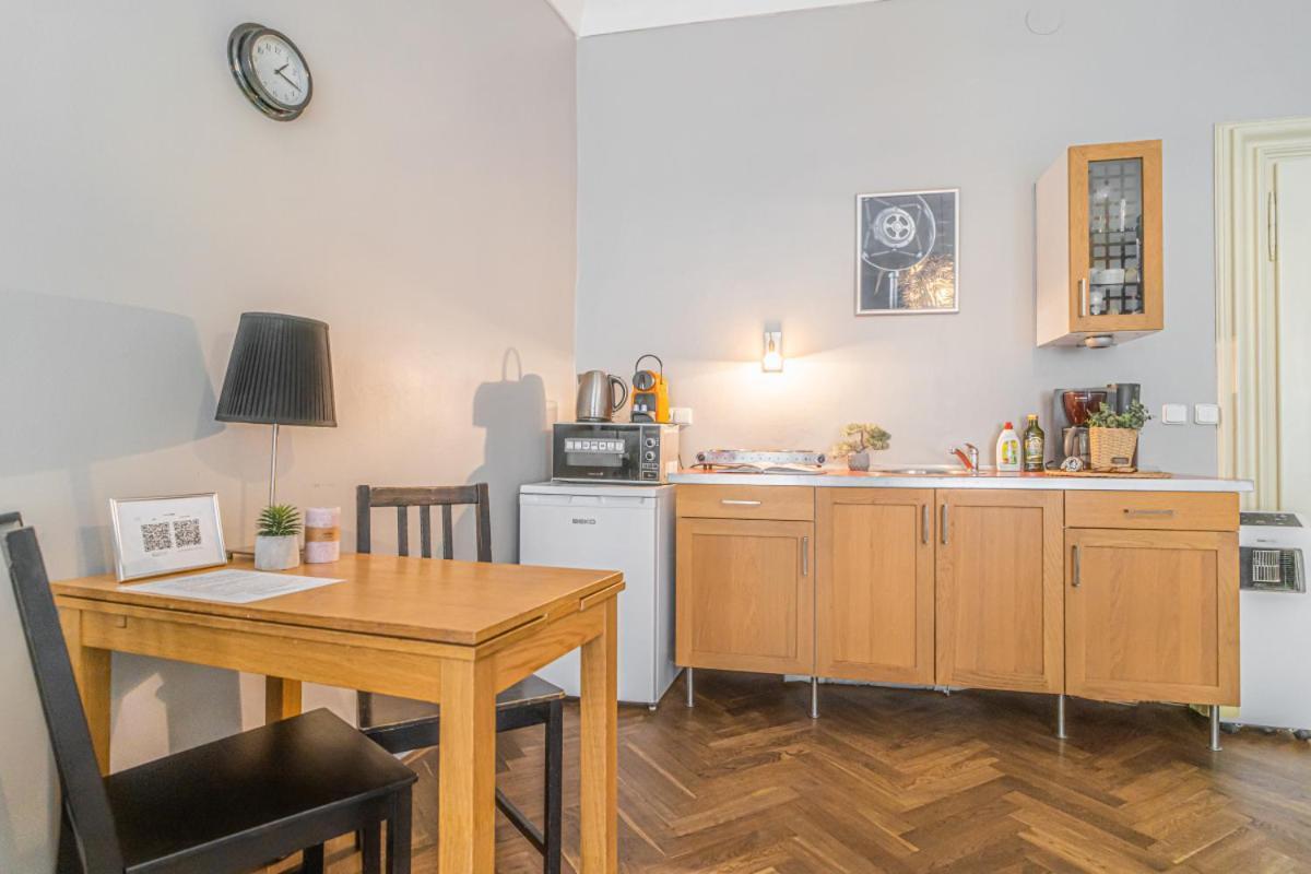 Апартаменты Bright Studio Close To Charles Bridge And Prague Castle Экстерьер фото